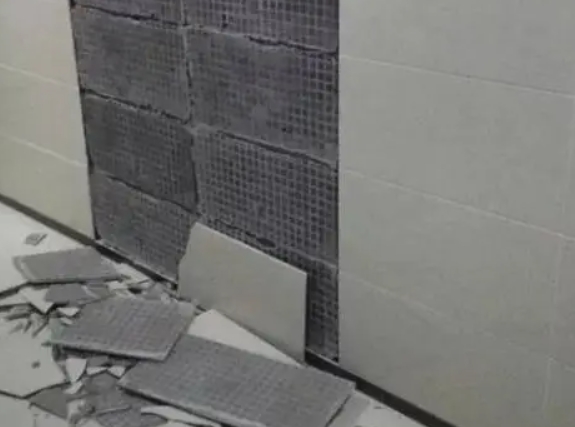 良庆瓷砖空鼓维修公司分享下良庆墙砖松动维修的知识